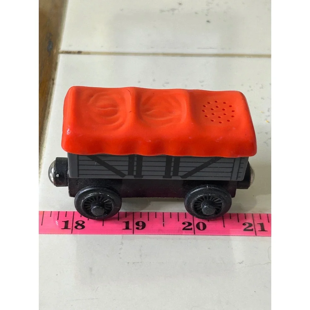 Thomas Wooden Railway Giggling Troublesome Truck Grey Orange Train Car